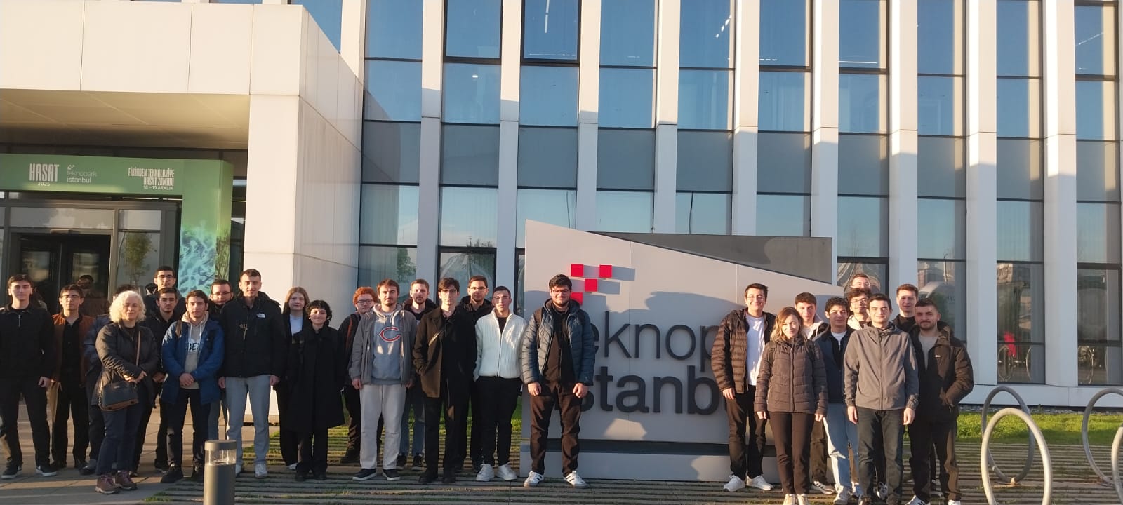 WhatsApp Image 2025-12-18 at 13.41.10 (1).jpeg (140 KB)