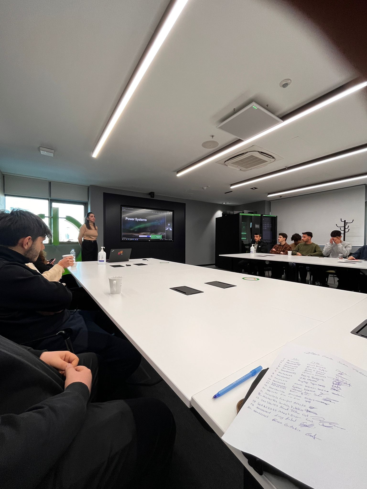 WhatsApp Image 2026-01-02 at 12.45.51.jpeg (330 KB)