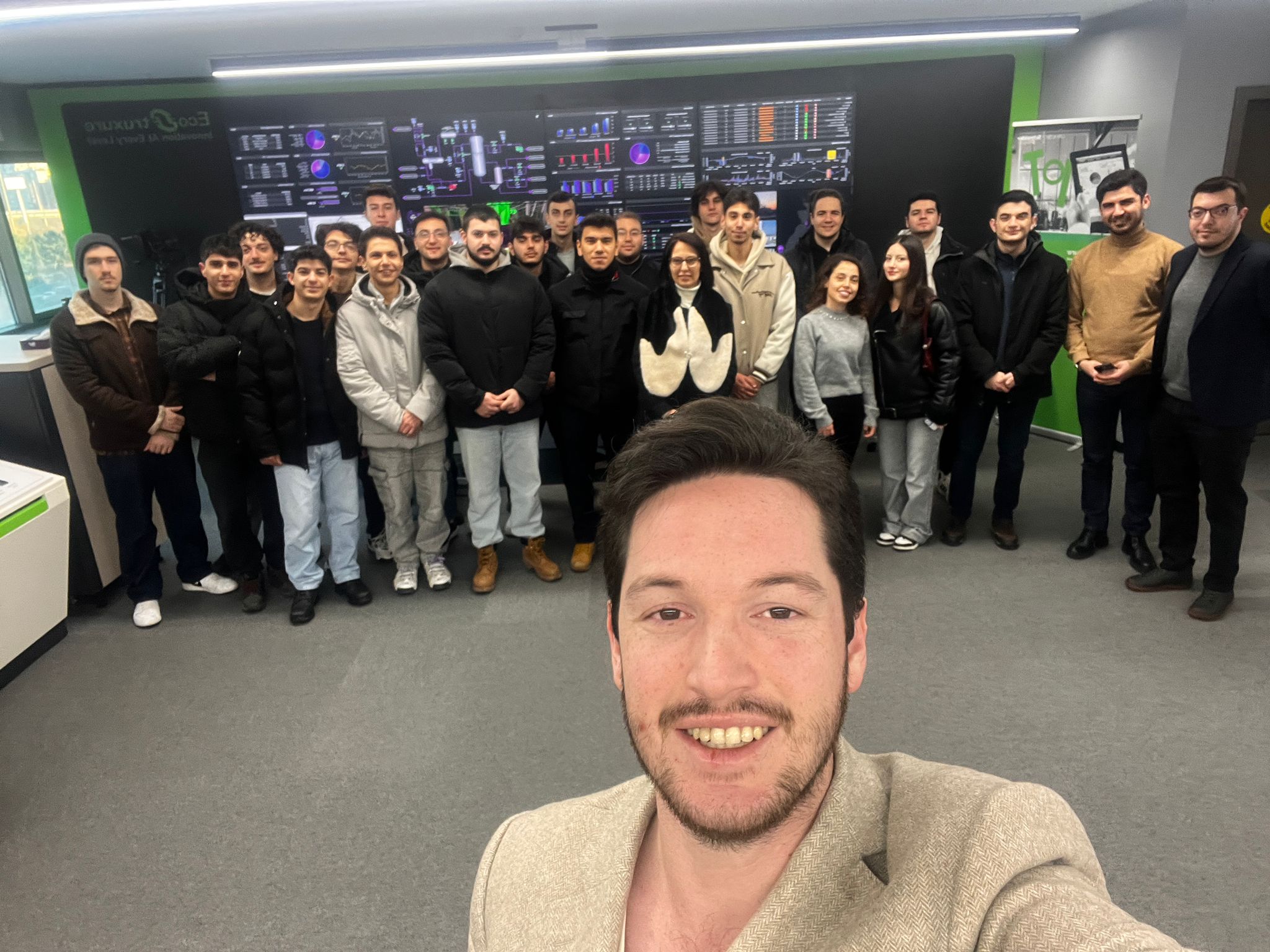 WhatsApp Image 2026-01-02 at 12.45.56.jpeg (439 KB)