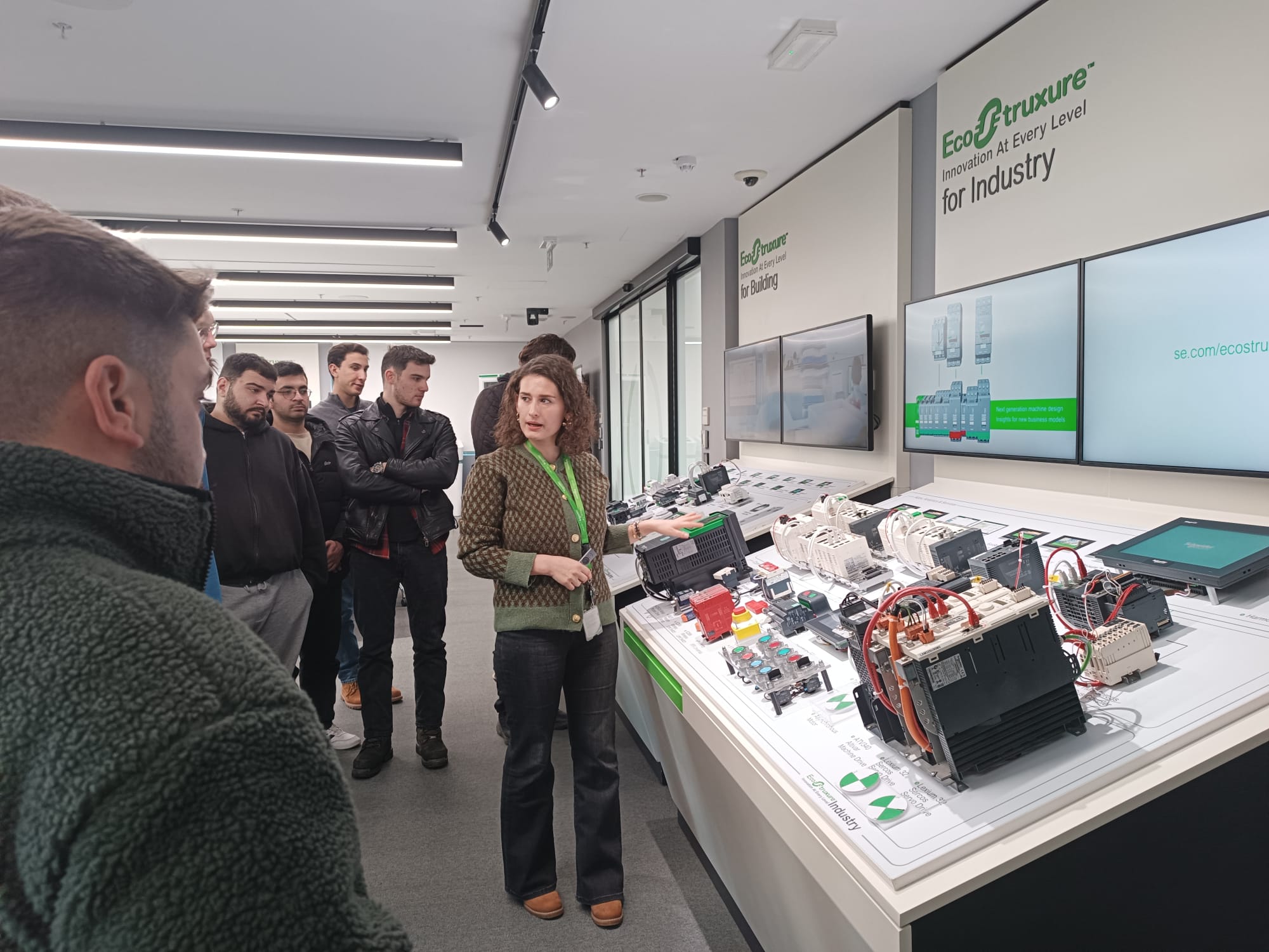 WhatsApp Image 2026-01-09 at 13.51.33 (2).jpeg (287 KB)