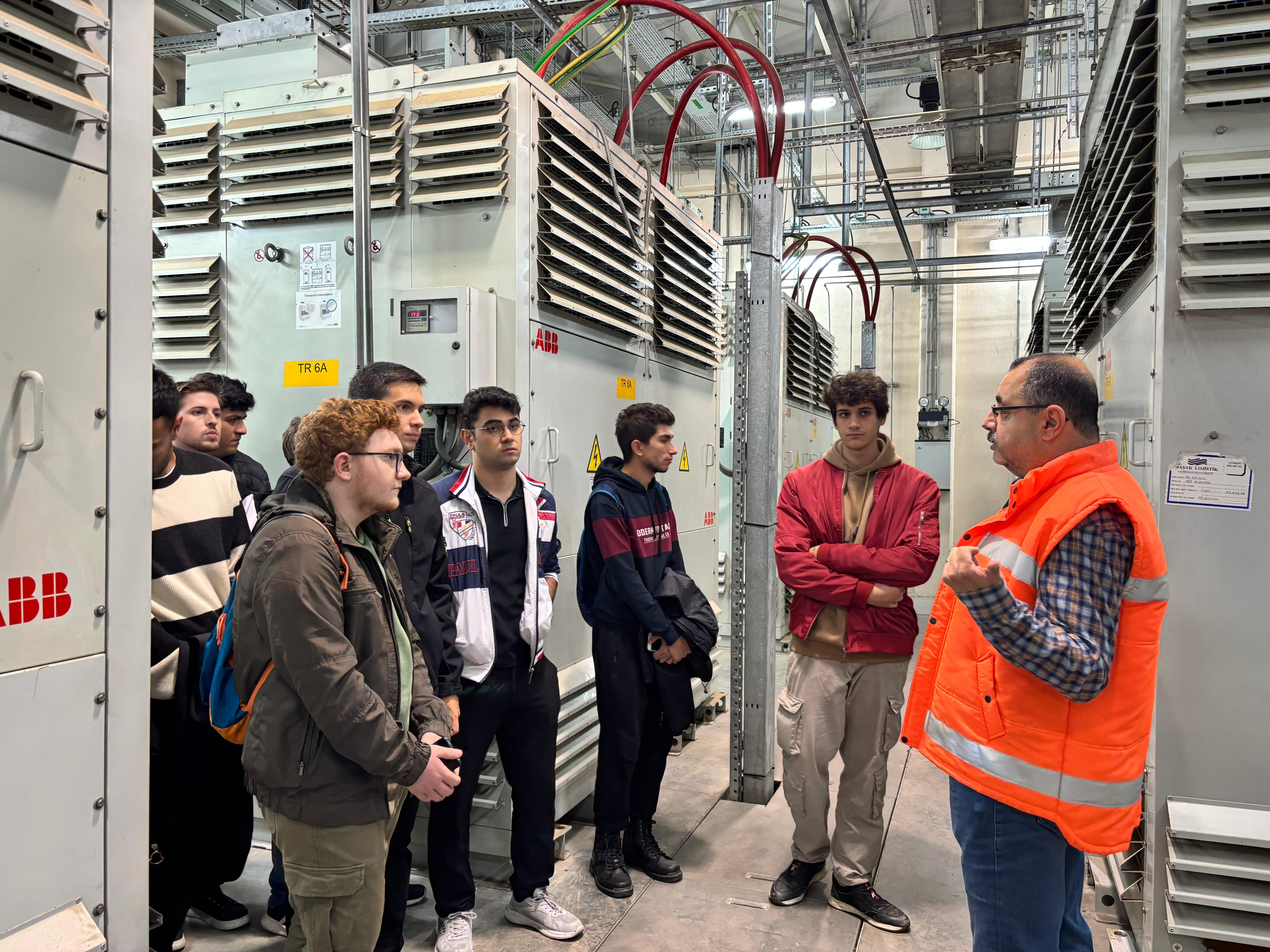 WhatsApp Image 2025-10-16 at 20.26.30 (1).jpeg (2.06 MB)